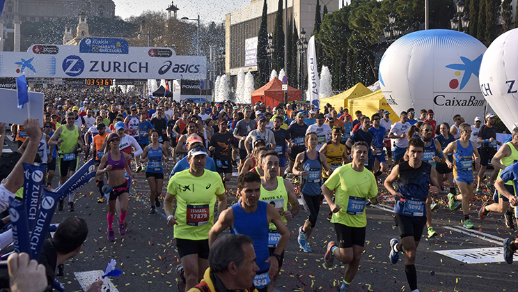 525 #RunnersCaixaBank en la Maratón de Barcelona 2017
