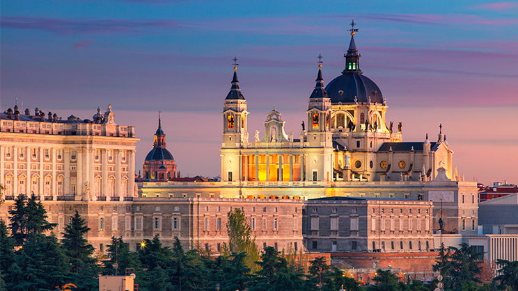 Santa María la Real de la Almudena: la catedral más nueva (1993)